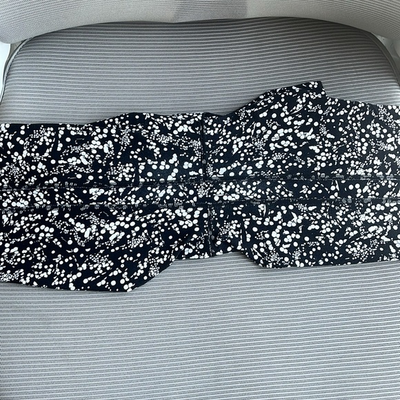 Lululemon Align - Size 6 - Picture 4 of 6